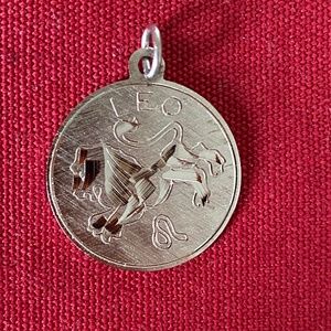 VTG I Silver Filled I Leo I Zodiac I Charm